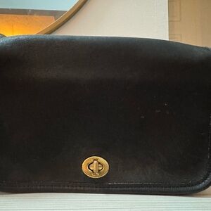 Coach Vintage Dinky Black Crossbody Bag with Gold Hardware